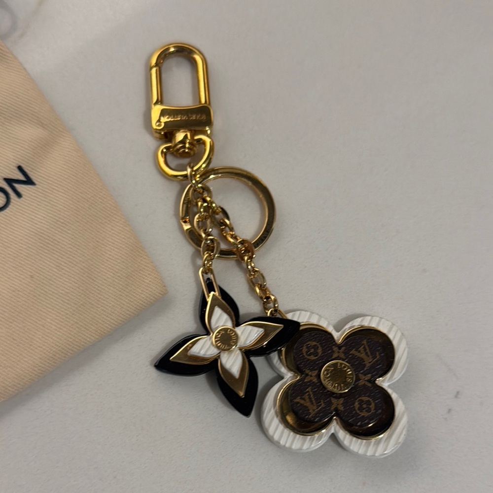 Louis Vuitton Gold and Brown Key & Card Holder with Monogram Charms